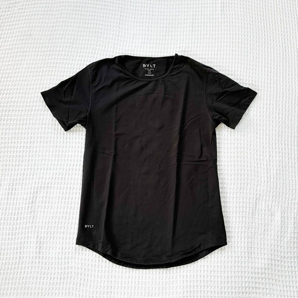 BYLT Men's Wide Neck LUX Black Short Sleeve Shirt Size Large Non Shrink
